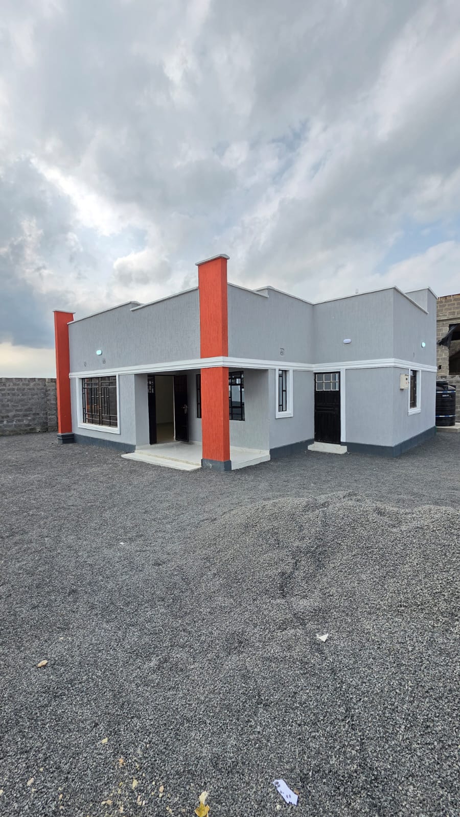 3 BEDROOM HOUSE FOR SALE