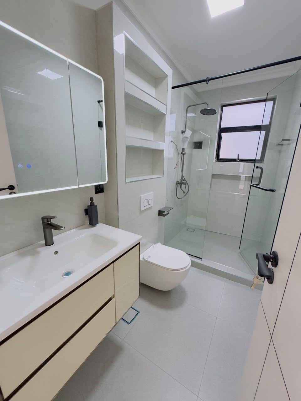 LUXURY 5-BEDROOM VILLAS+DSQ