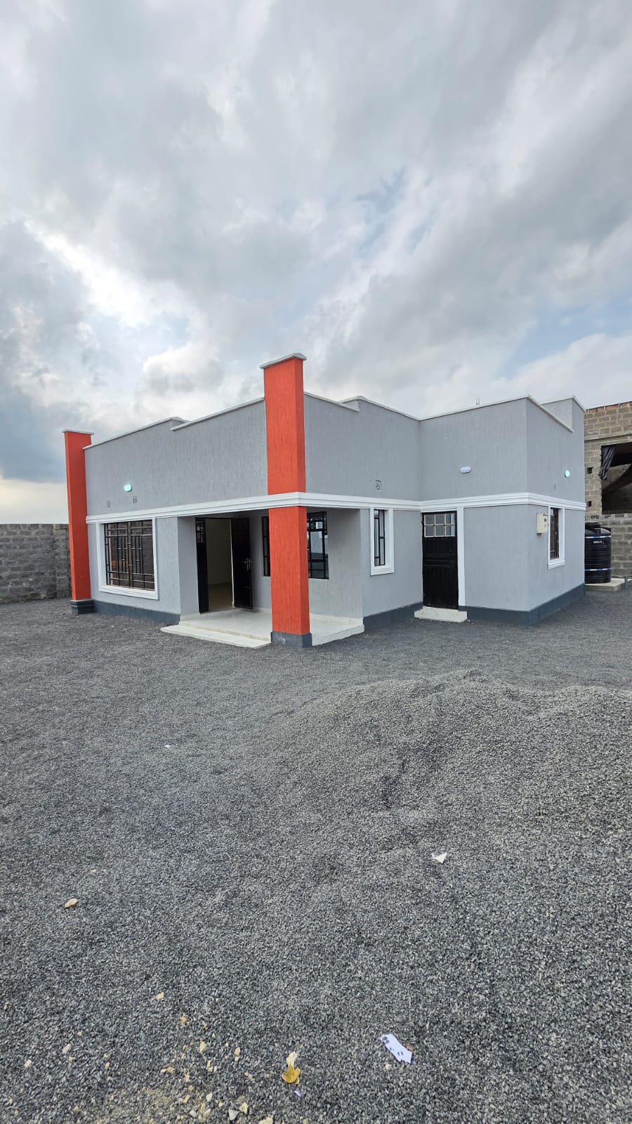 3 BEDROOM HOUSE FOR SALE main view